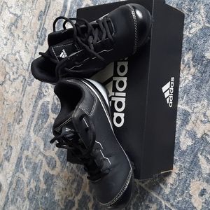 Boys cleats